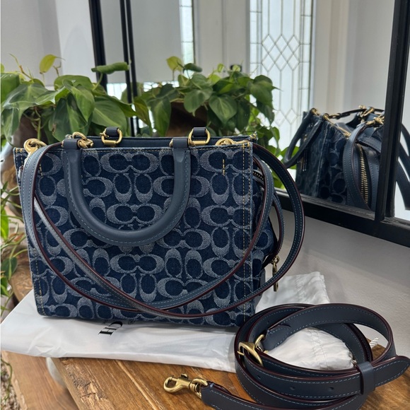 Coach Rogue 25 bag in Signature Denim - Picture 6 of 16
